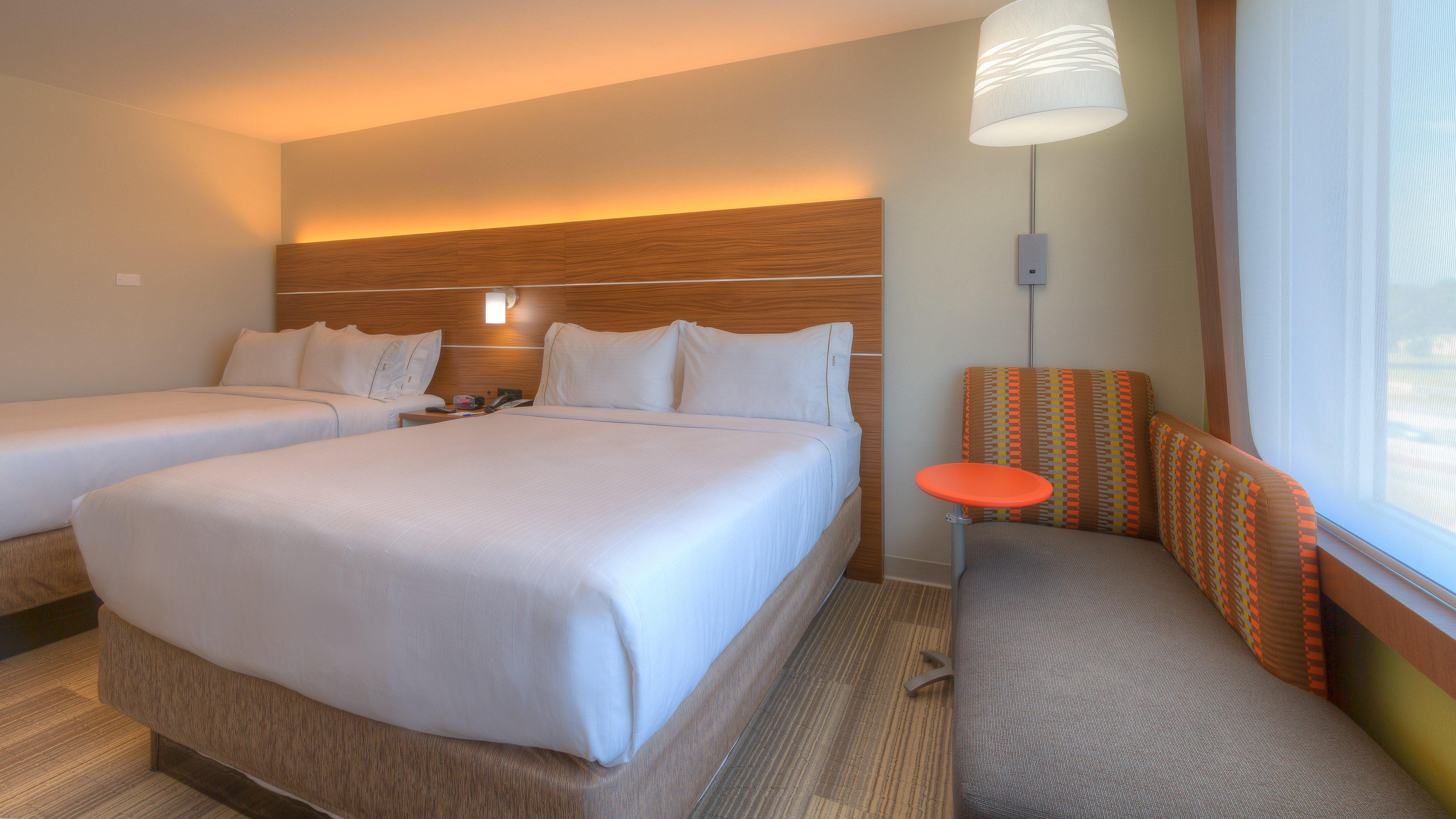 Holiday Inn Express & Suites Tulsa Midtown By Ihg Bagian luar foto