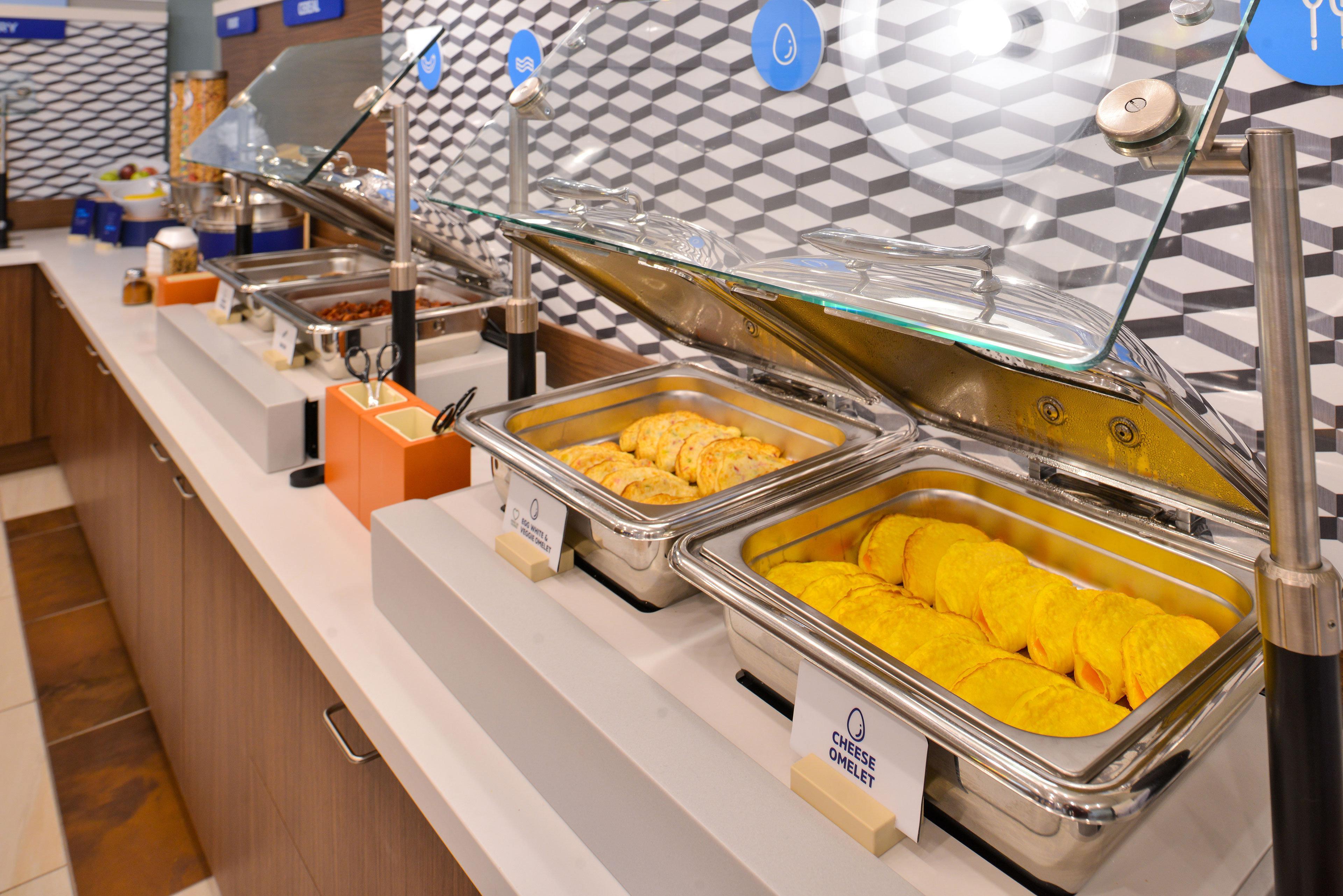 Holiday Inn Express & Suites Tulsa Midtown By Ihg Bagian luar foto